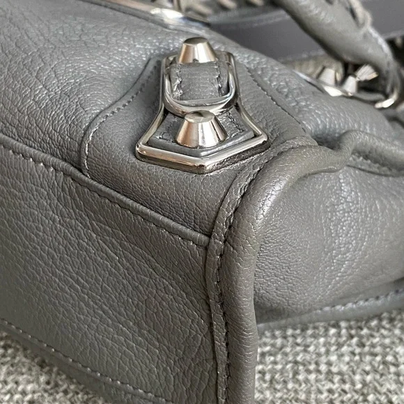 *SOLD* Balenciaga City Classic Metallic Edge Bag Leather Mini. - Picture 8 of 17